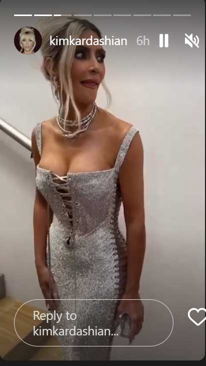 Kim Kardashian suffers embarrassing wardrobe malfunction at Milan Fashion Week