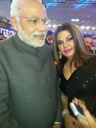 Who does better acting Narendra Modi or Rakhi Sawant? - Quora